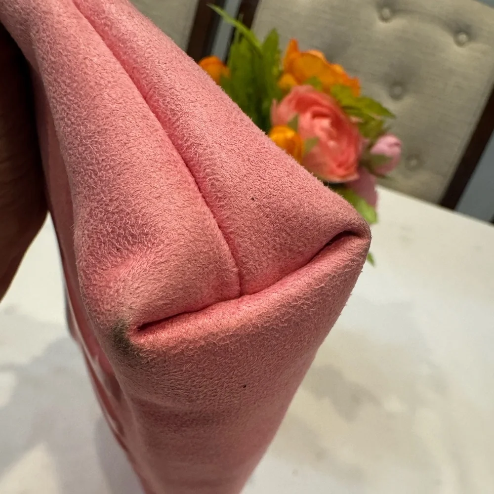 New Dior makeup bag - Picture 10 of 11